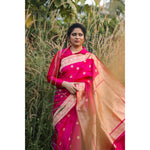 Load image into Gallery viewer, Lunafleur-Rani-Pink-Banarasi-Katan-Silk-Saree-with-Kadwa-Crescent-Flower-Motifs