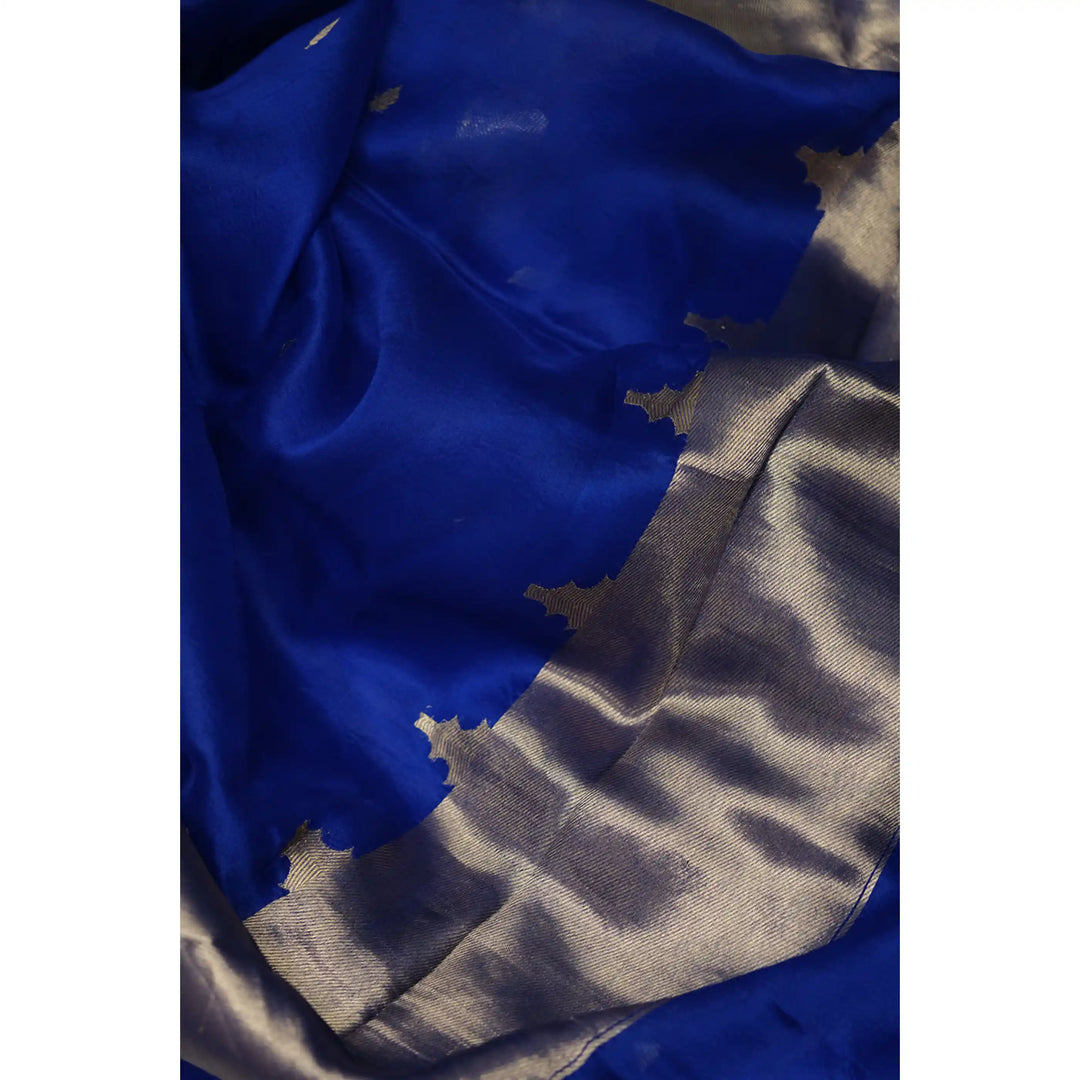 Eclat-Royal-Blue-Banarasi-Organza-Saree-with-Gold-Zari-Border