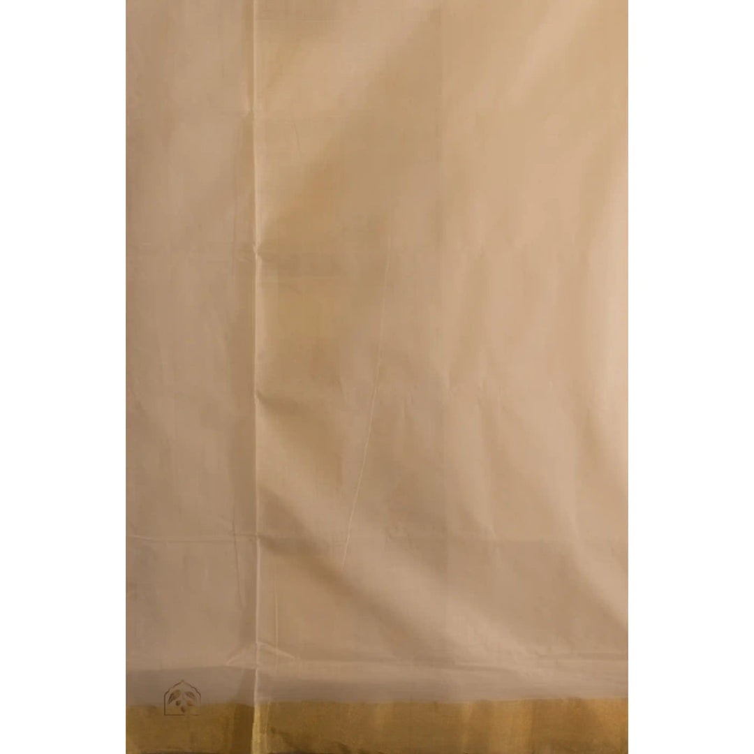 Eclipse-Balaramapuram-Kasavu-Cotton-Saree-with-Tissue-Pallu-and-Gold-Zari-Border