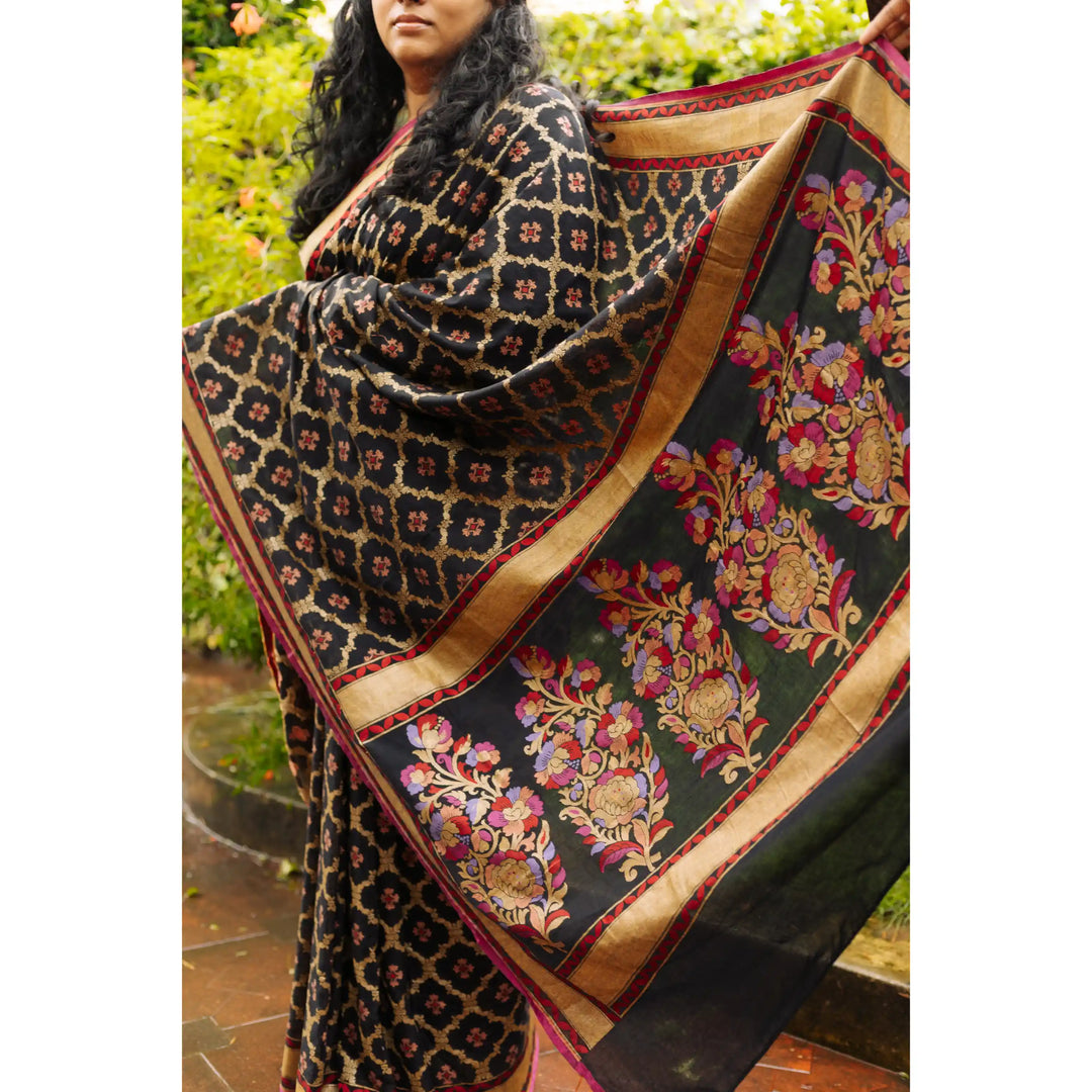 Illume-Black-Banarasi-Jamdani-Cotton-Saree-with-Zari-Floral-Butis-and-Temple-Border