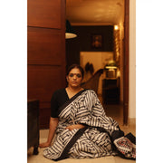 Inkgrid-Black-&-Ivory-Double-Ikat-Pure-Silk-Saree-with-Multicolour-Pallu