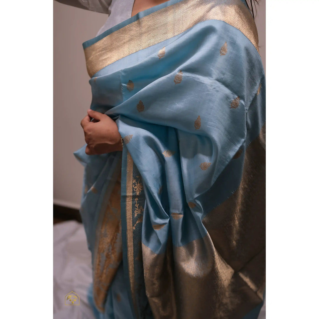 Neelaya-Banarasi-Summer-Silk-Saree-in-Sky-Blue-with-Antique-Gold-Zari-Bootis
