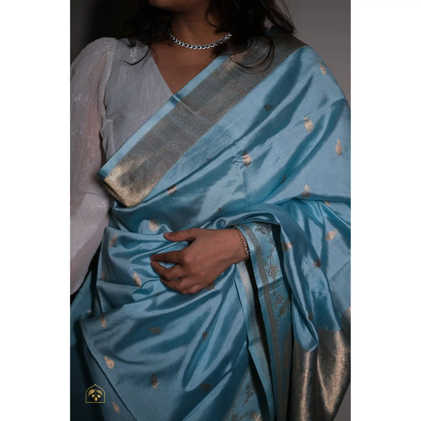 Neelaya-Banarasi-Summer-Silk-Saree-in-Sky-Blue-with-Antique-Gold-Zari-Bootis