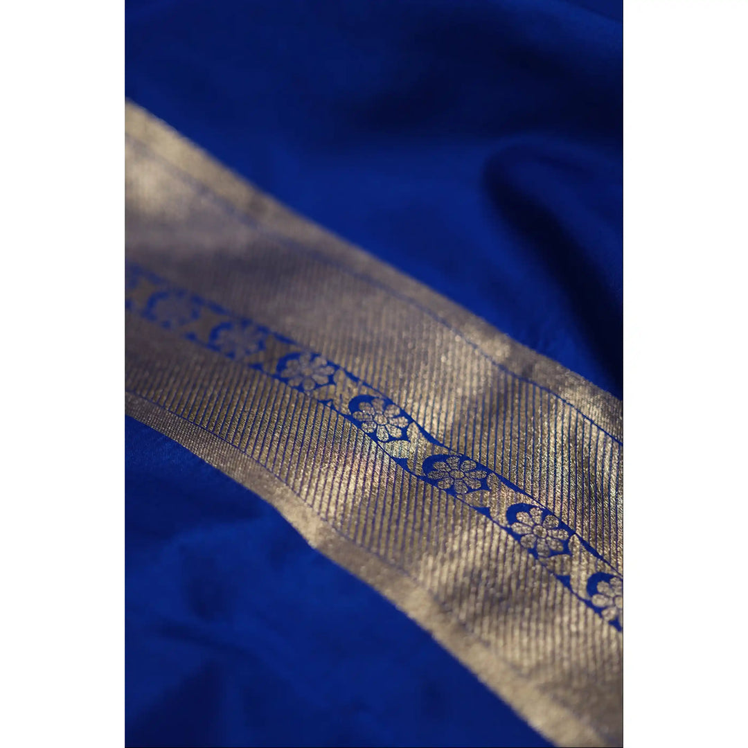 Nocturne-Deep-Blue-Banarasi-Brocade-Saree-with-Antique-Gold-Zari
