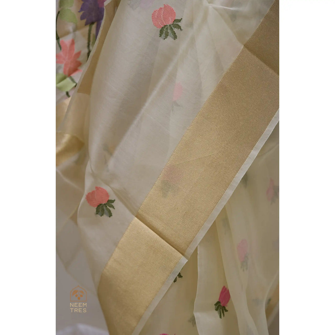 Pratraani-Hand-Embroidered-Lemon-Yellow-Organza-Saree-with-Zari-Border