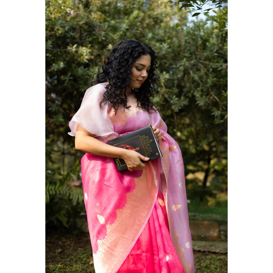 Rose-Dusk-Ombre-Pink-Banarasi-Kora-Silk-Saree-with-Kadwa-Zari-Motifs