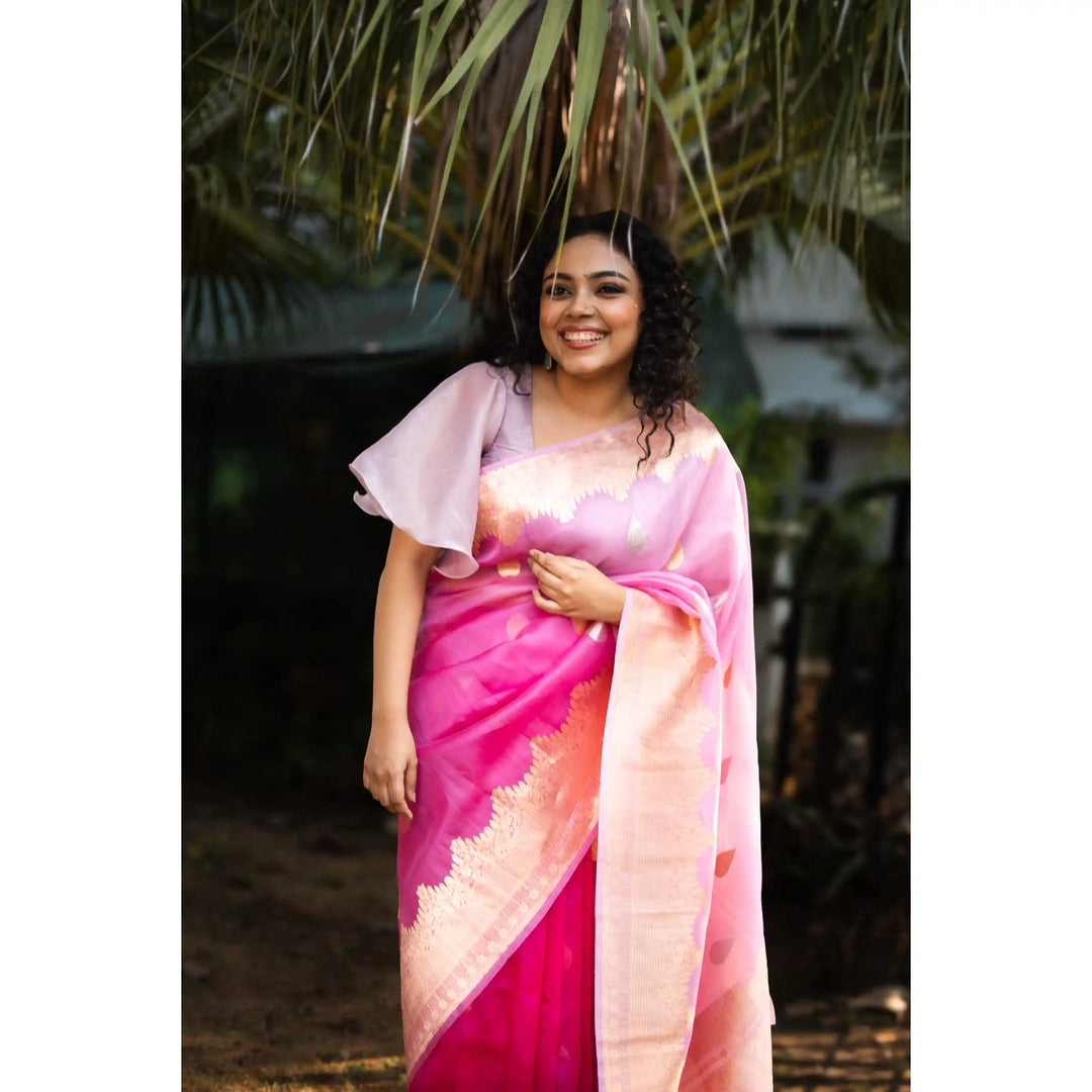 Rose-Dusk-Ombre-Pink-Banarasi-Kora-Silk-Saree-with-Kadwa-Zari-Motifs