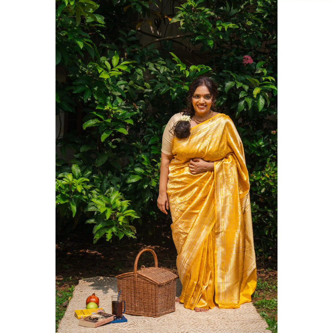 Sunveil-Golden-Banarasi-Katan-Silk-Saree-with-Shikargah-Motifs