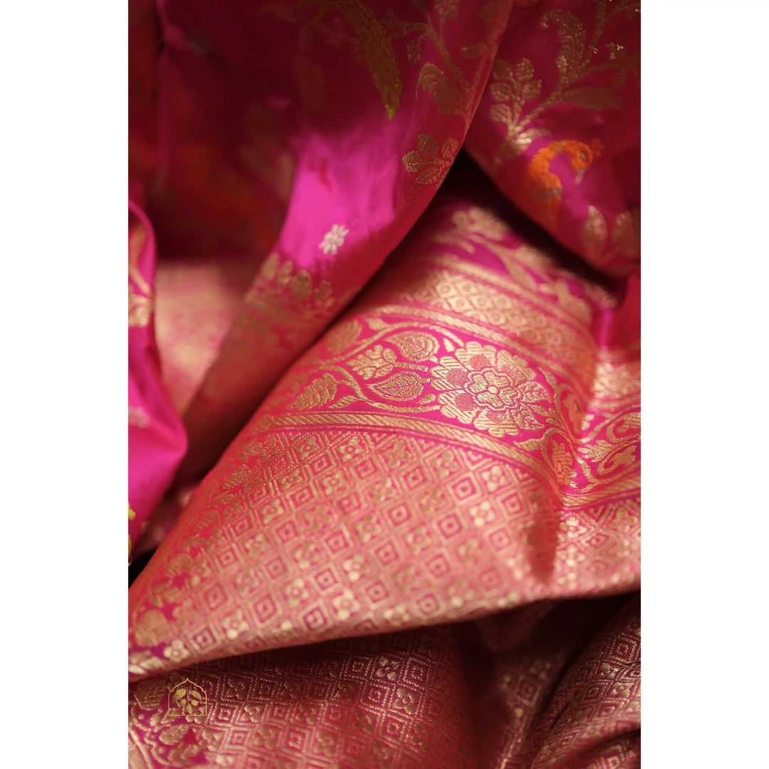 Vanarambha-Banarasi-Brocade-Saree-with-Shikargah-Motif