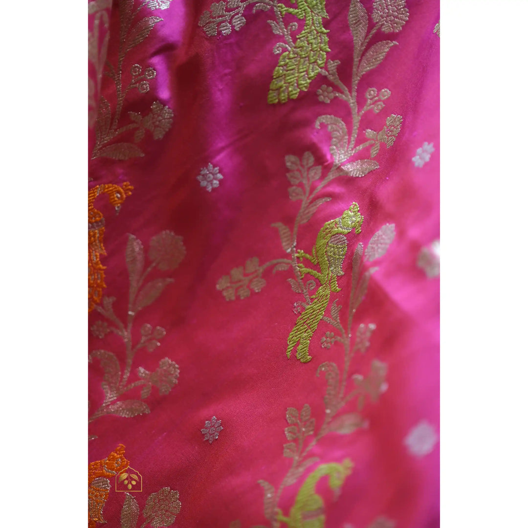 Vanarambha-Banarasi-Brocade-Saree-with-Shikargah-Motif