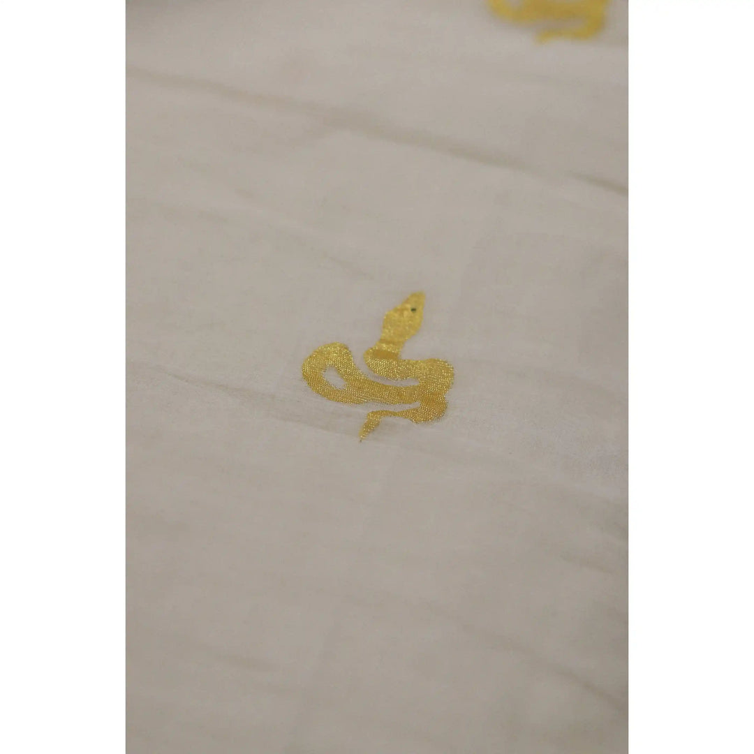 serpent-balaramapuram-kasavu-cotton-saree-with-coiled-serpent-motifs-and-tissue-pallu